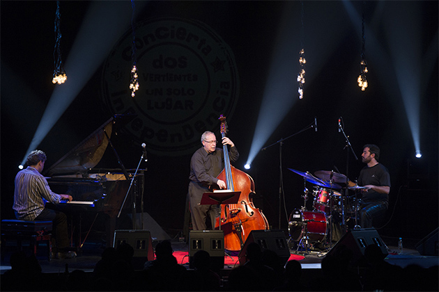 Image of Legendary bassist Eddie Gomez and his Jazz Trio to open Patron of the Arts Season at UTRGV