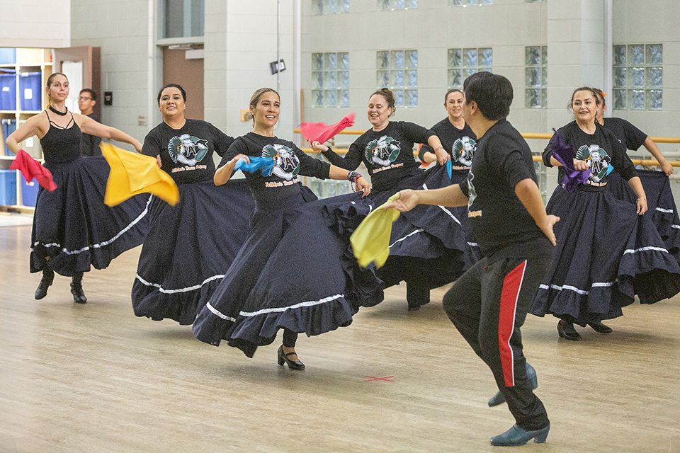 UTRGV Ballet Folklorico dancers dancing