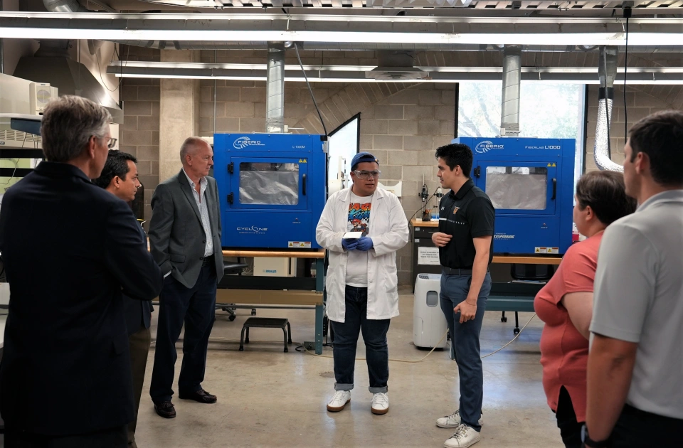 UTRGV faculty, students and reps