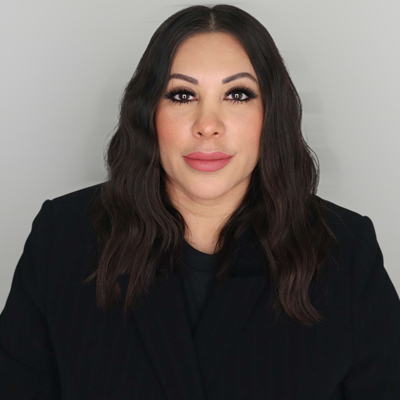 Veronica Flores