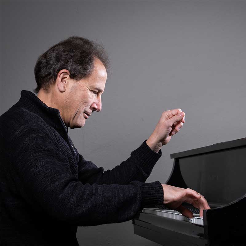 DAVID KOREVAAR, PIANO  