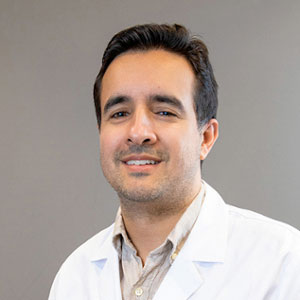 Dr. Alberto Allegre