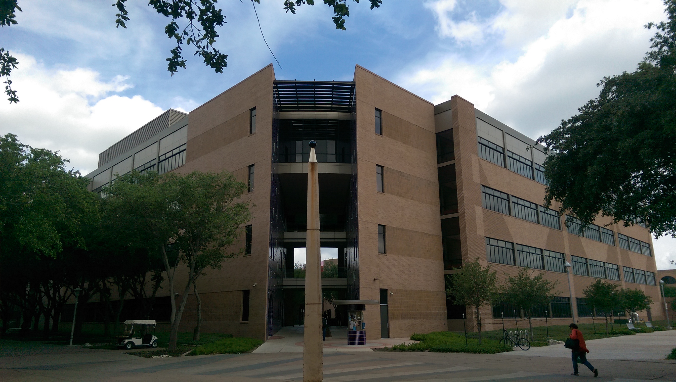 Edinburg New Science Building Exterior