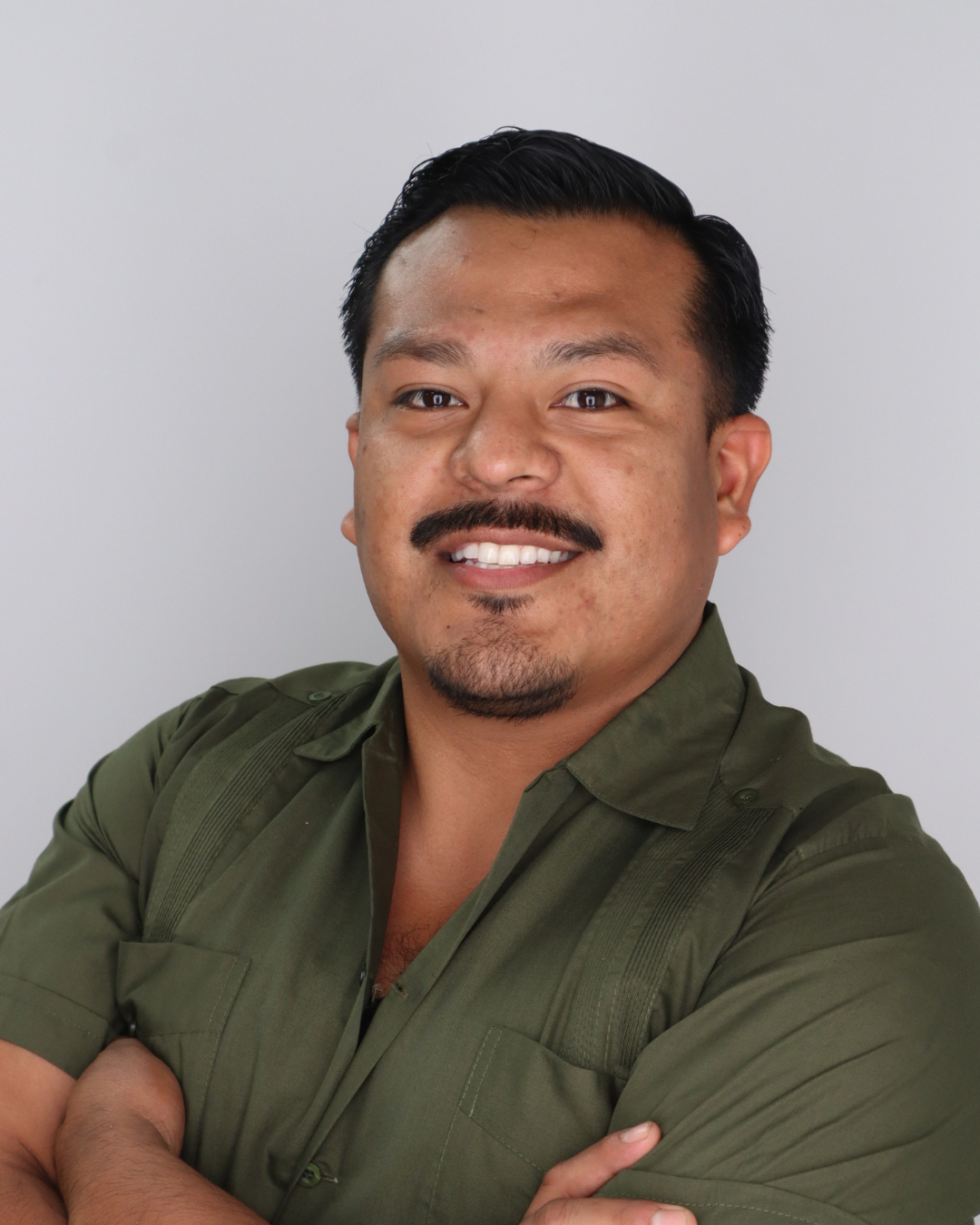 Mike Landeros   mike.landeros01@utrgv.edu