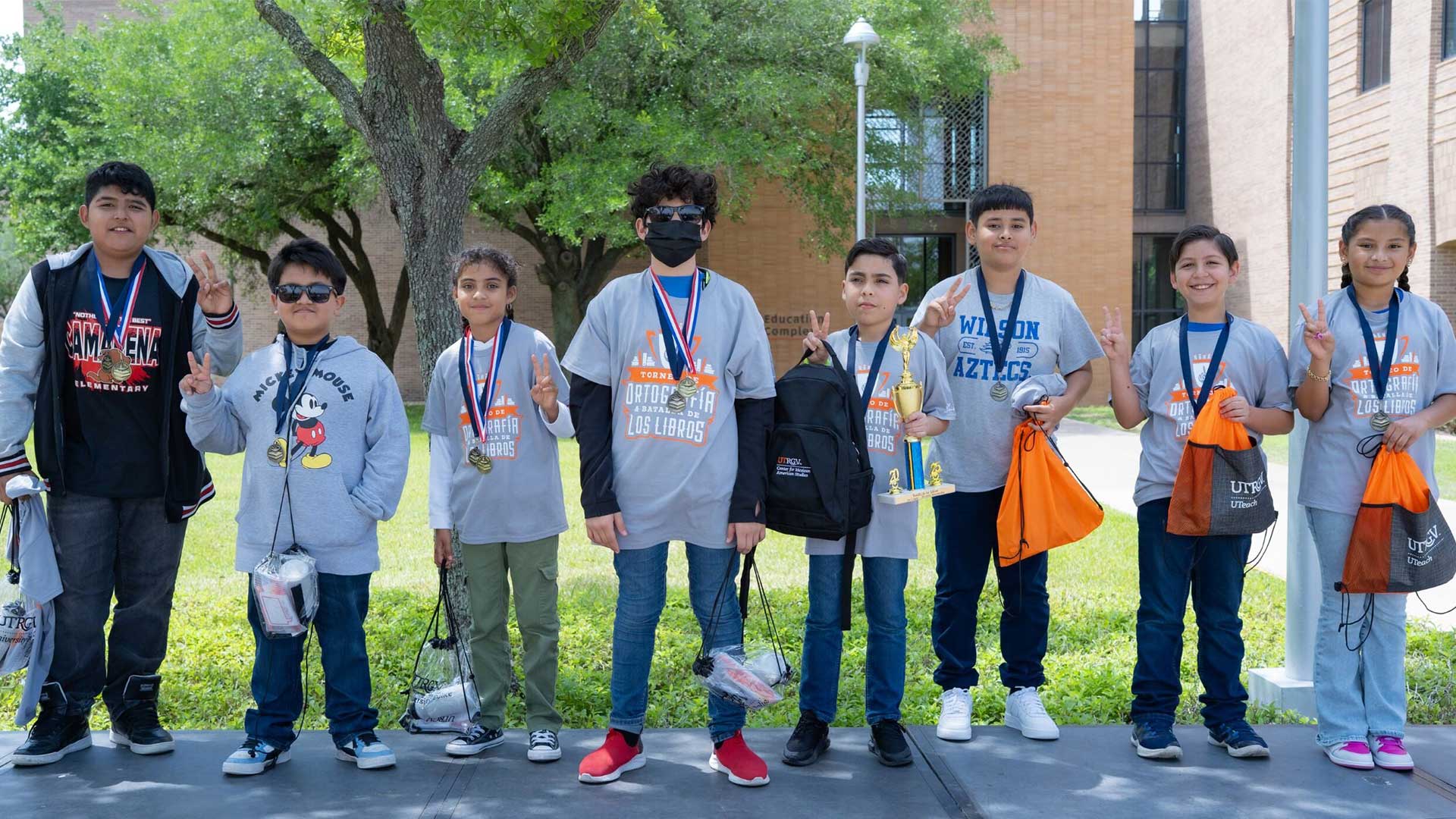 All the competition winners for Torneo de Ortografia y Batalla de los Libros 