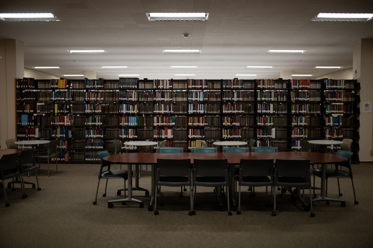 Photo of the UTRGV library