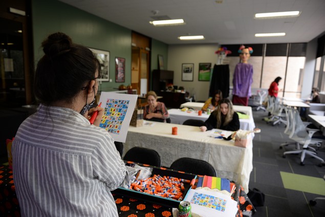 A successful turnout at our Fall Registration Social! Many thanks to the FASFA, Scholarship, and Registrar Specialists for assisting our students and to everyone that came. Special “thank you” to Eric Wiley, Director of the Latino Theatre Initiatives and his students for bringing your beautiful Mojigangas. All students are welcome at our Fall Registration Social events. 8
