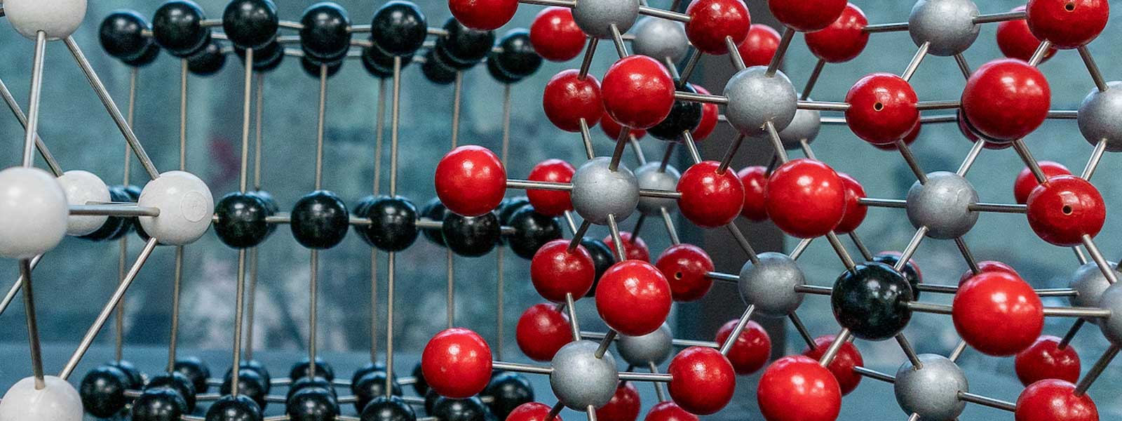 molecule arrangement in lab