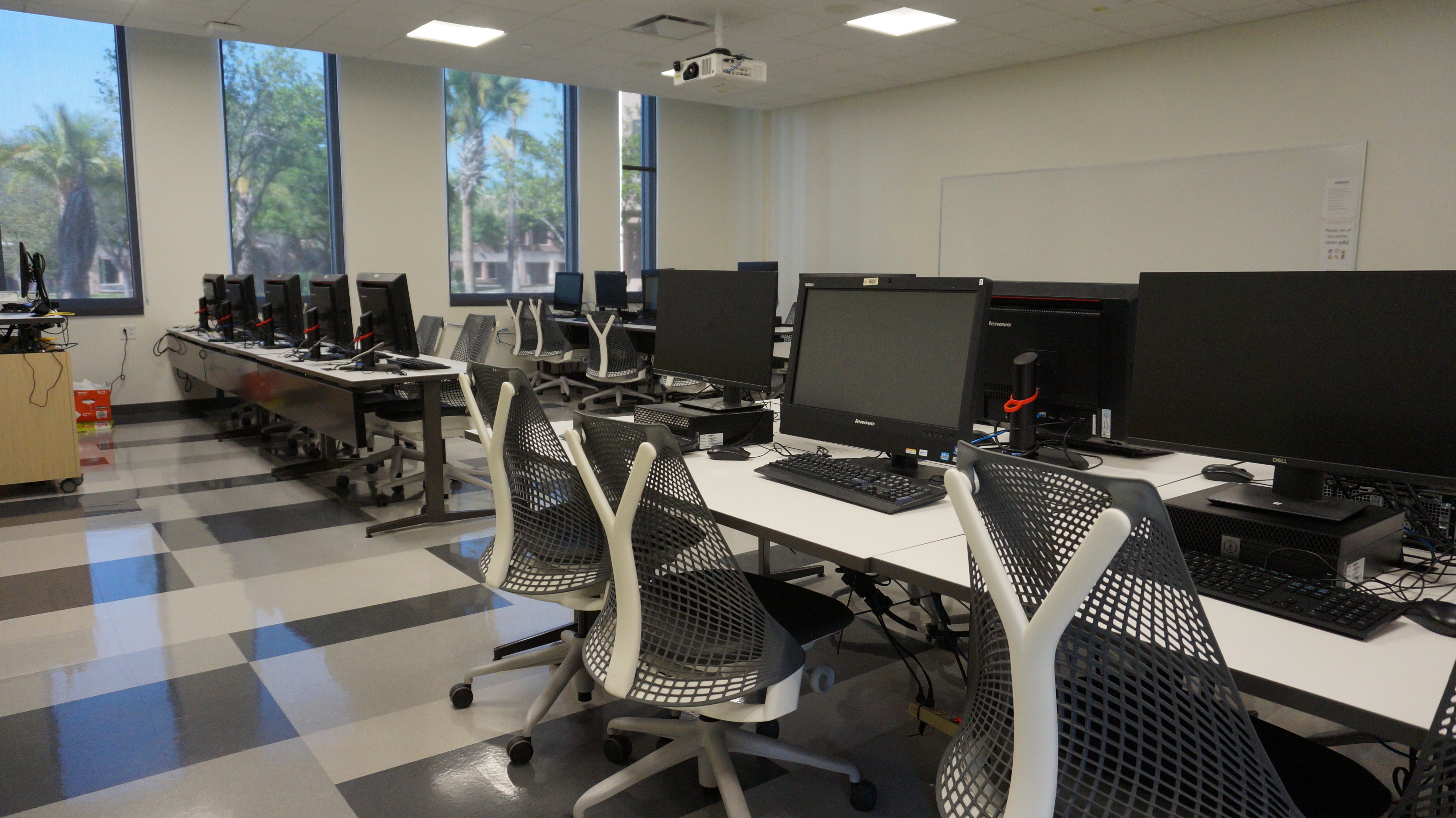 CS Computer Lab UTRGV