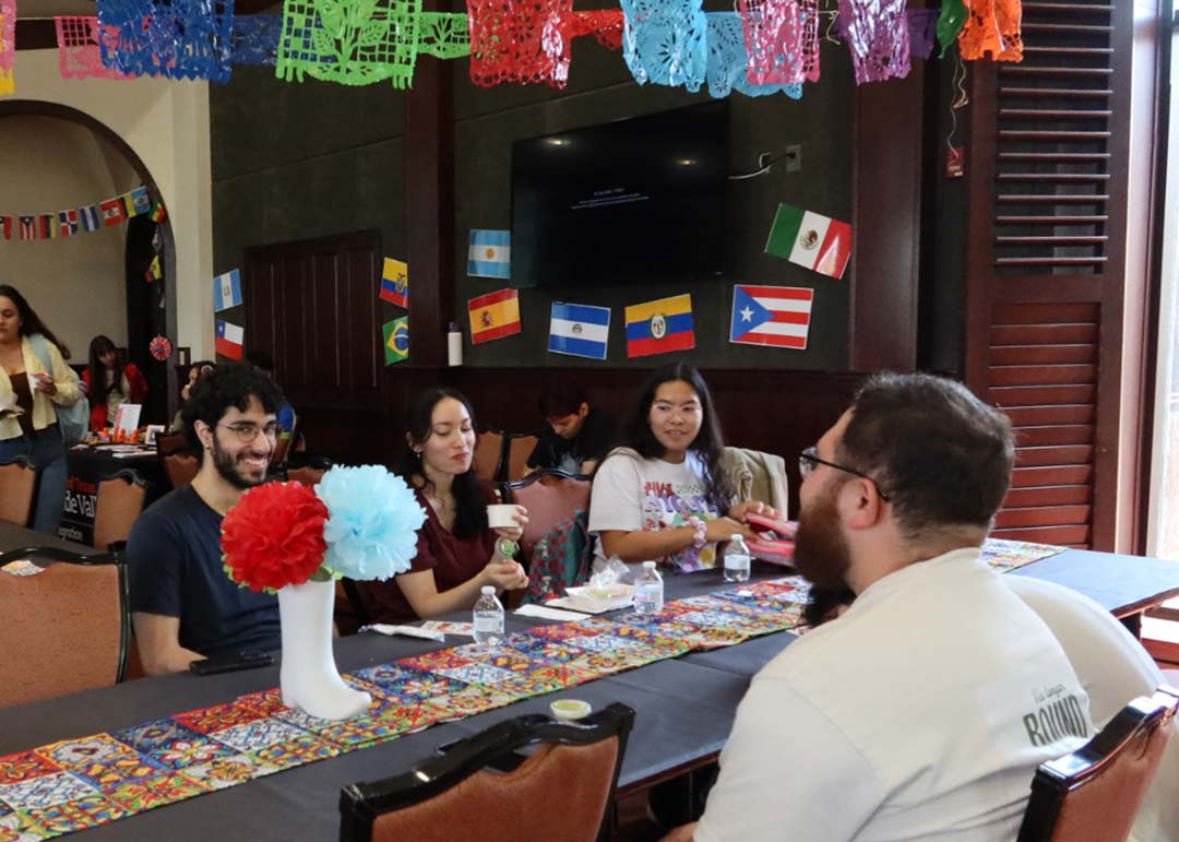 Students at Sabor, Cultura y Arte