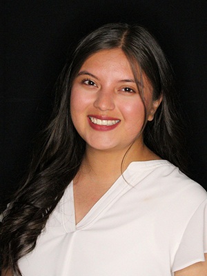 KAREN CARRAZCO  