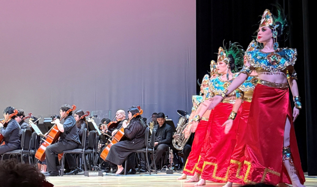 orchestra and dancers