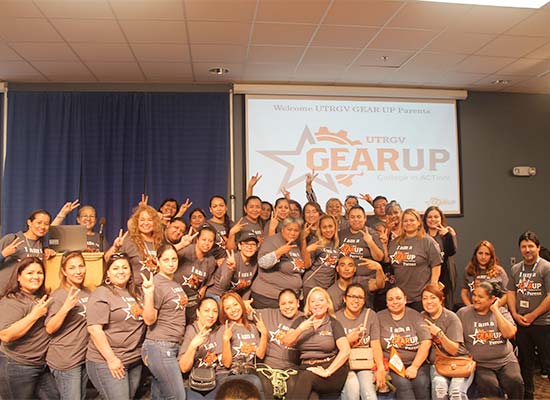 GEAR UP parent group picture
