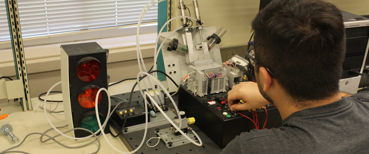 UTRGV engineering student in  laboratory