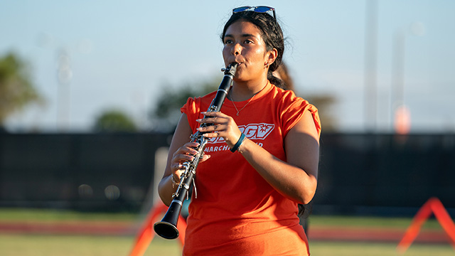 Music Maker Profile - Carolyne Jade Pereira playing the clarinet