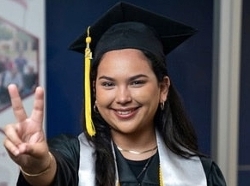 UTRGV MSA alum is first graduate of the Vaquero MD Early Assurance Program