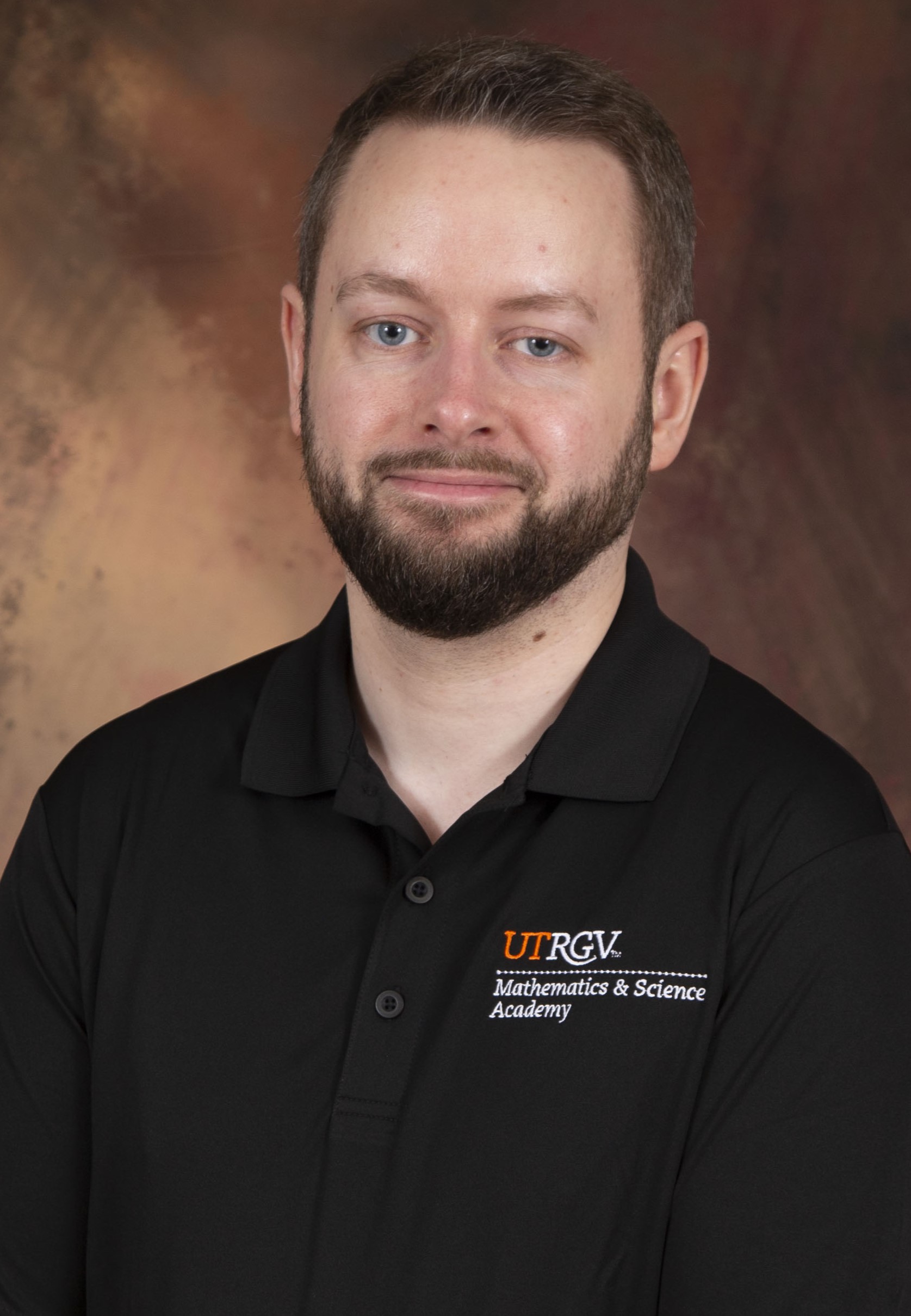 Carl Higgins Headshot