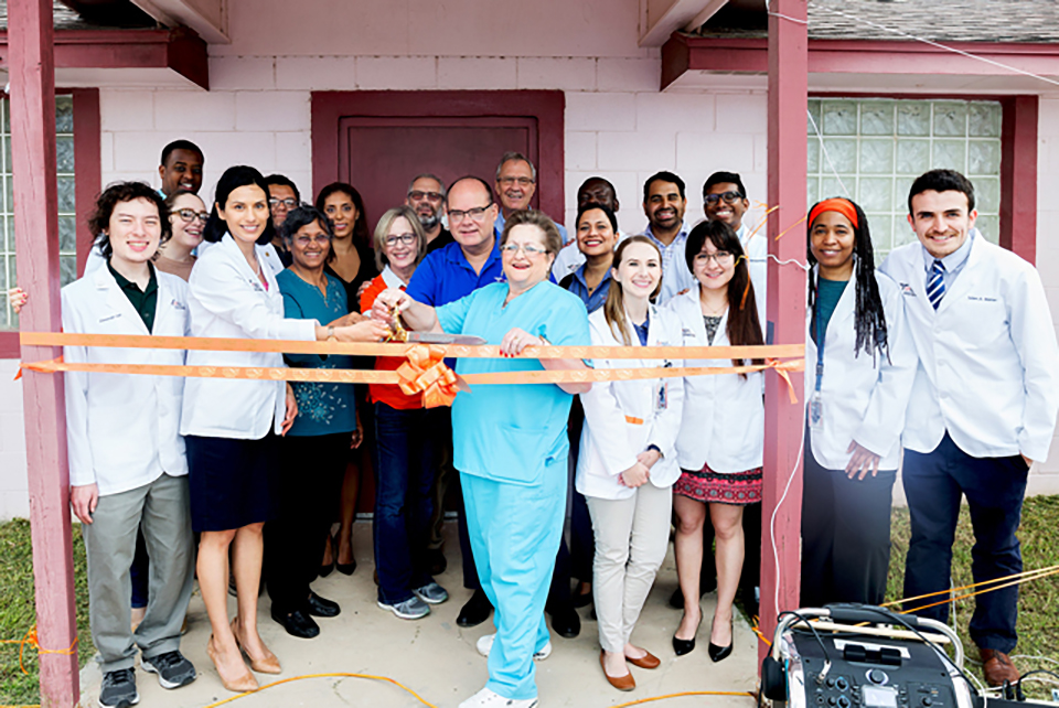 Students at The University of Texas Rio Grande Valley School of Medicine on Saturday celebrated the opening of its first student-run clinic at Proyecto Desarrollo Humano in Peñitas. The students will offer free primary healthcare services, under the supervision of UTRGV School of Medicine clinical faculty, to residents of the Pueblo de Palmas neighborhood and surrounding communities.