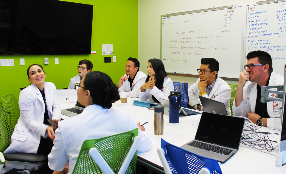 Students from the UTRGV School of Medicine, School of Nursing, and Physician Assistant Studies Program in the College of Health Professions, work on a case study Friday, March 1, as part of the first Team-Centric Friday event. More than 160 students – nurse practitioner, physician assistant and first-year medical students – collaborated on how to treat a patient with vision problems. The interprofessional education training exercise addressed one of the goals of the medical school and the allied health professions programs at UTRGV: to prepare future healthcare providers to work in an interprofessional team-based setting. (UTRGV Photo)