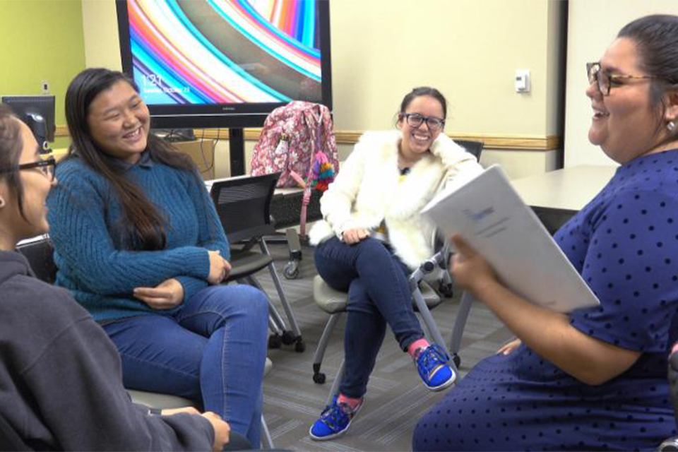 To help students with body image concerns, The University of Texas Rio Grande Valley launched a new program this semester to encourage body acceptance and positivity. The Body Project is a four-week program coordinated by the UTRGV Counseling Center and led by students. Pictured are UTRGV students meeting during one of the program's sessions during the fall 2018 semester. (Photo by Maria Elena Hernandez)