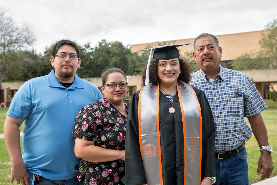 UTRGV senior Ester Navarro, of McAllen and her family.