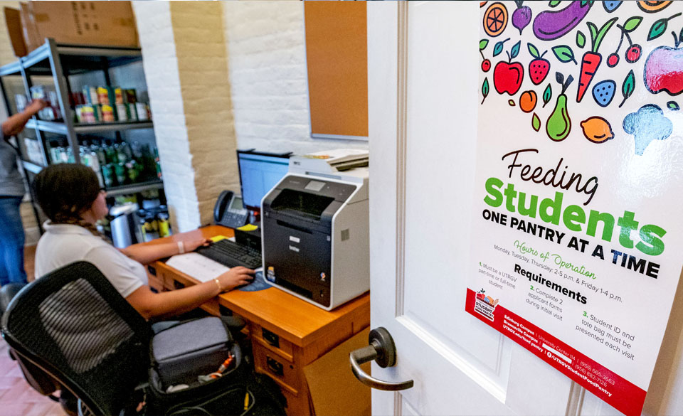The Newsroom UTRGV Student Food Pantry coordinator ‘Poor college
