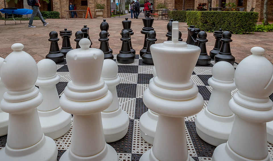 Battle of the Titans Chess Set