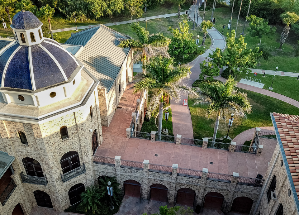 (UTRGV Archival Photo by David Pike)