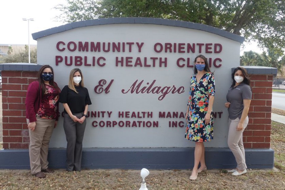 UTRGV School of Medicine students, Master of Social Work students, and resident physicians