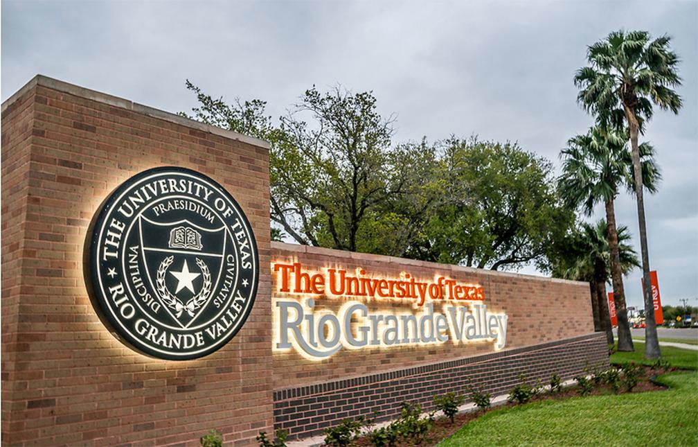 UTRGV Campus entrance
