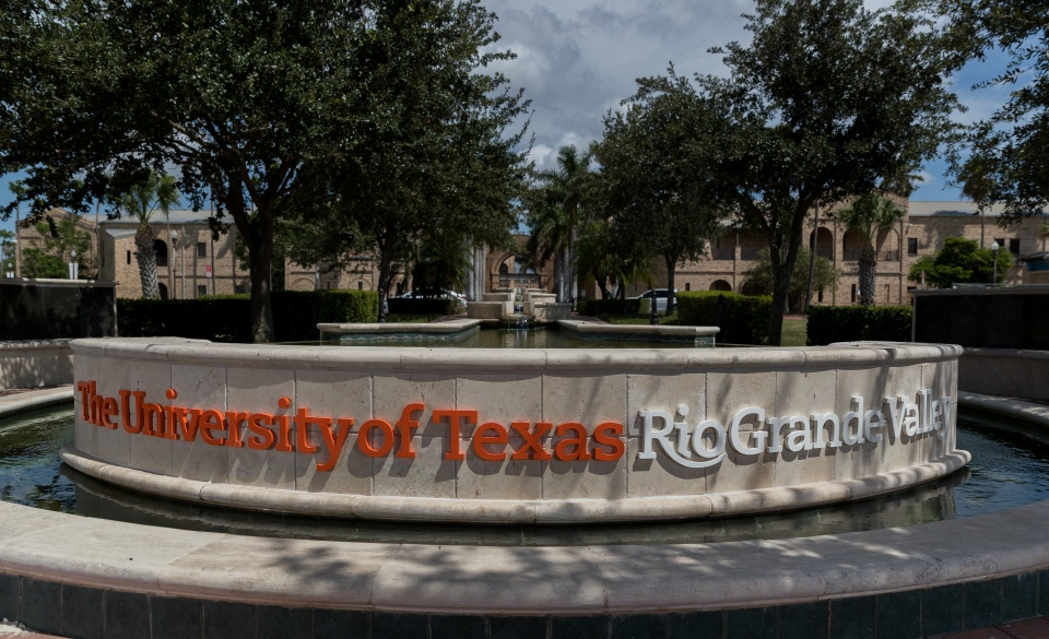 UTRGV Fountain