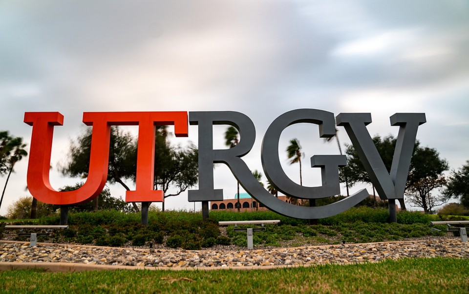 UTRGV Campus Sign