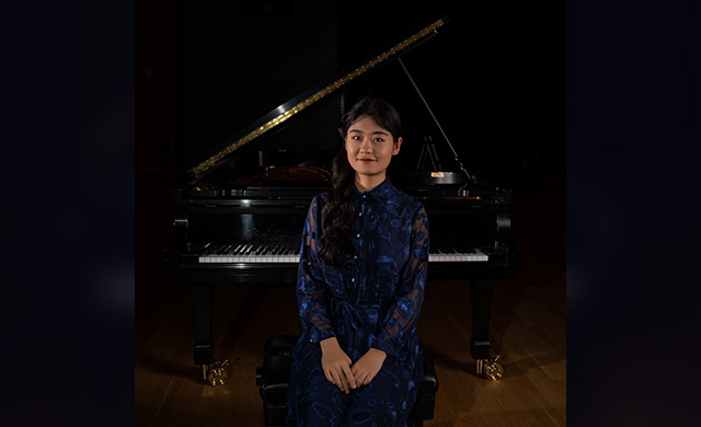 Jingyue Ren