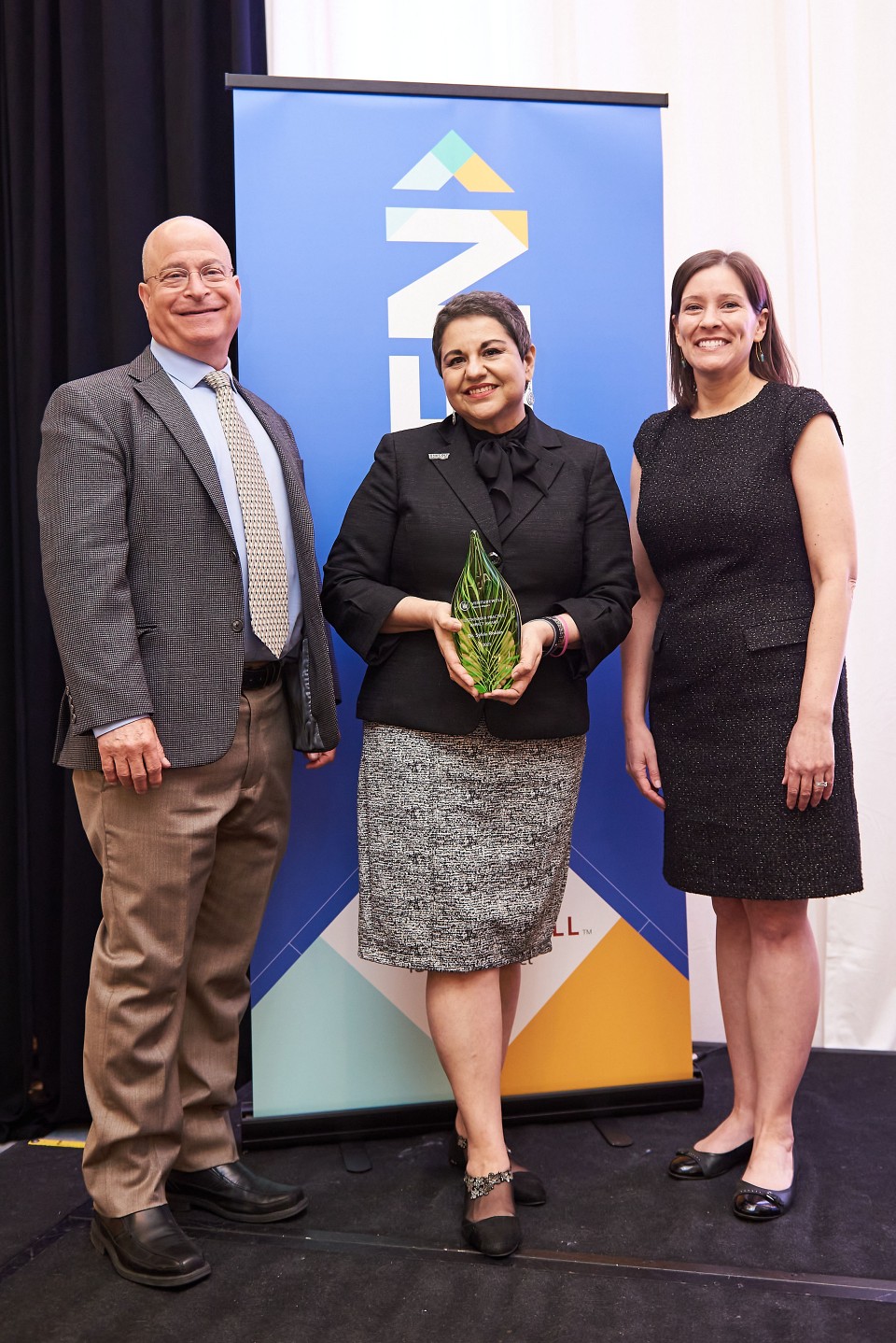 Dr. Sylvia Robles receives award