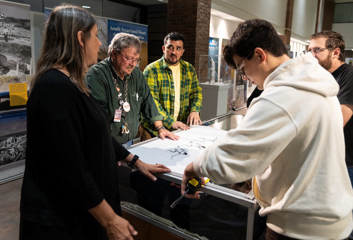 UTRGV faculty working on history exhibit