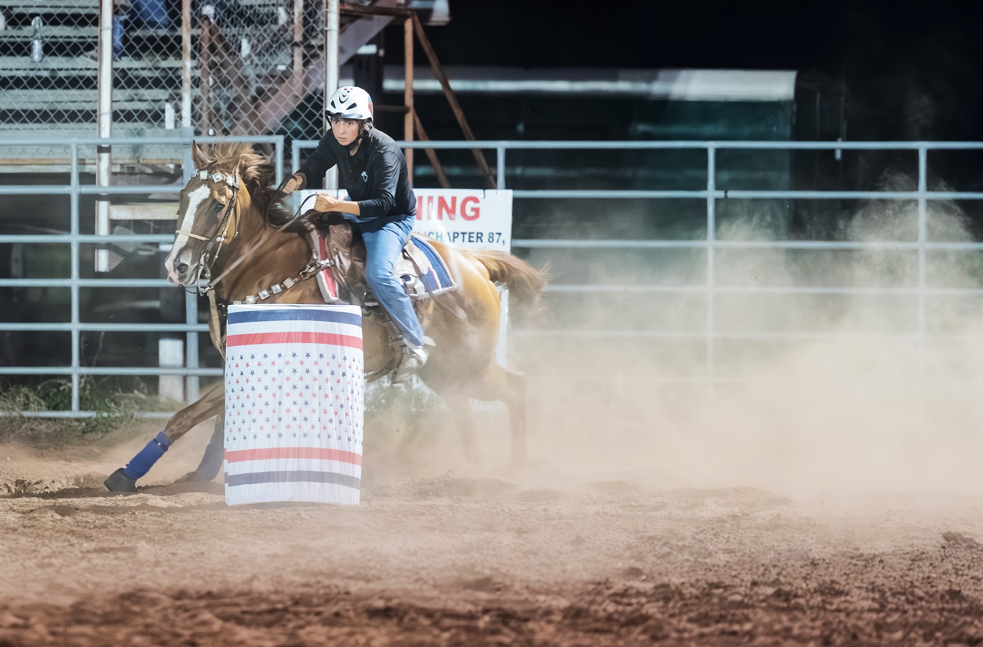 utrgv student claire lee participating in barrel racing 