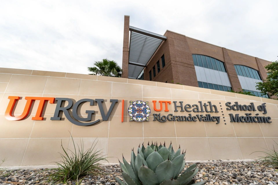 utrgv som building