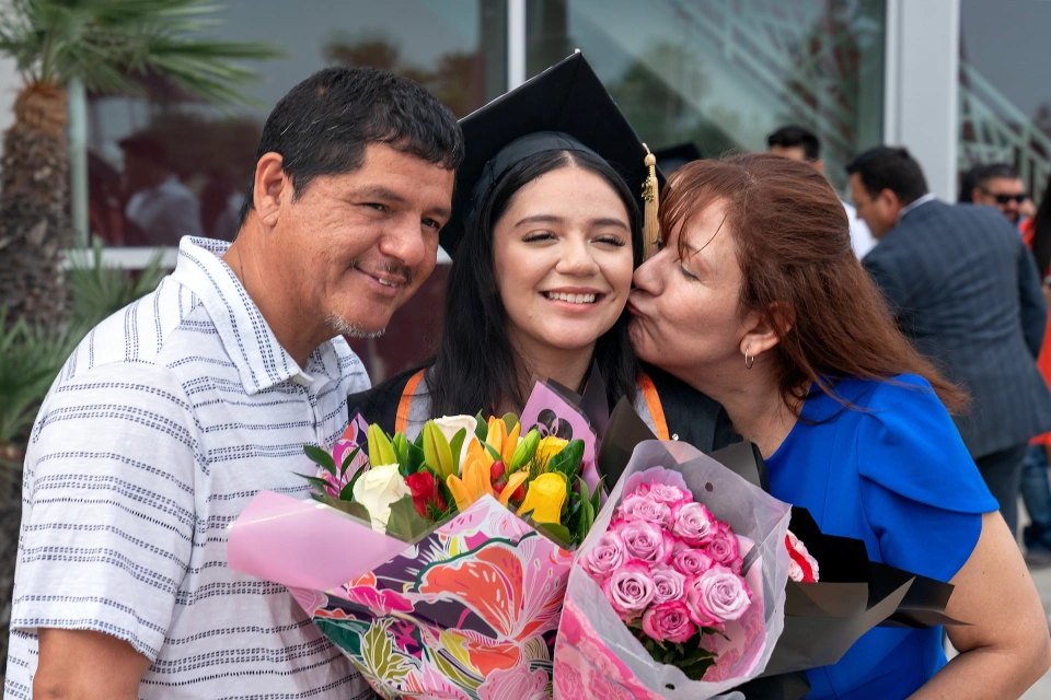 UTRGV spring commencement