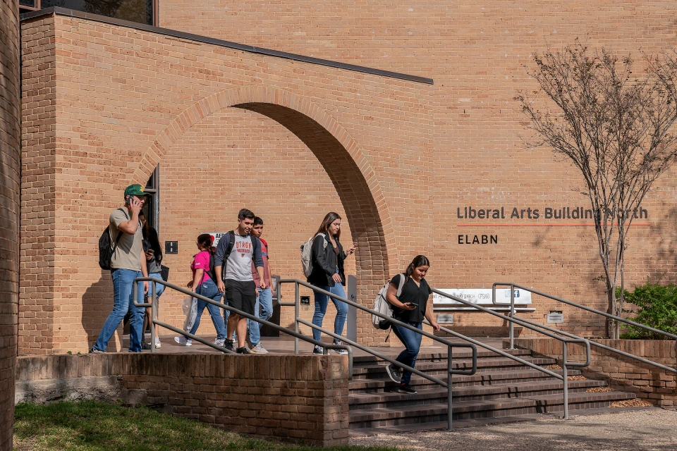 UTRGV students outside of liberal arts building in Edinburg