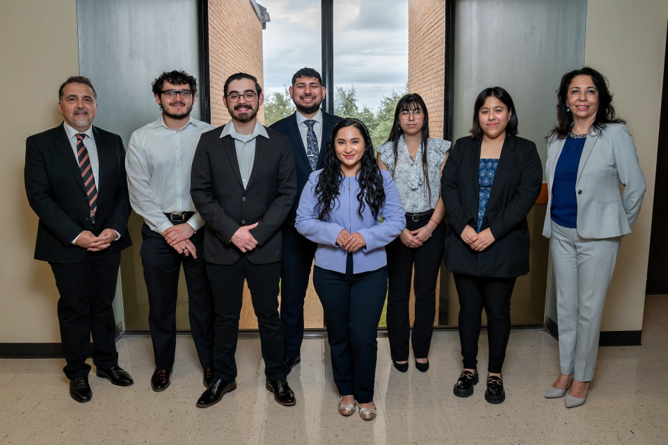 UTRGV RCVCOBE students and faculty for kemper scholars