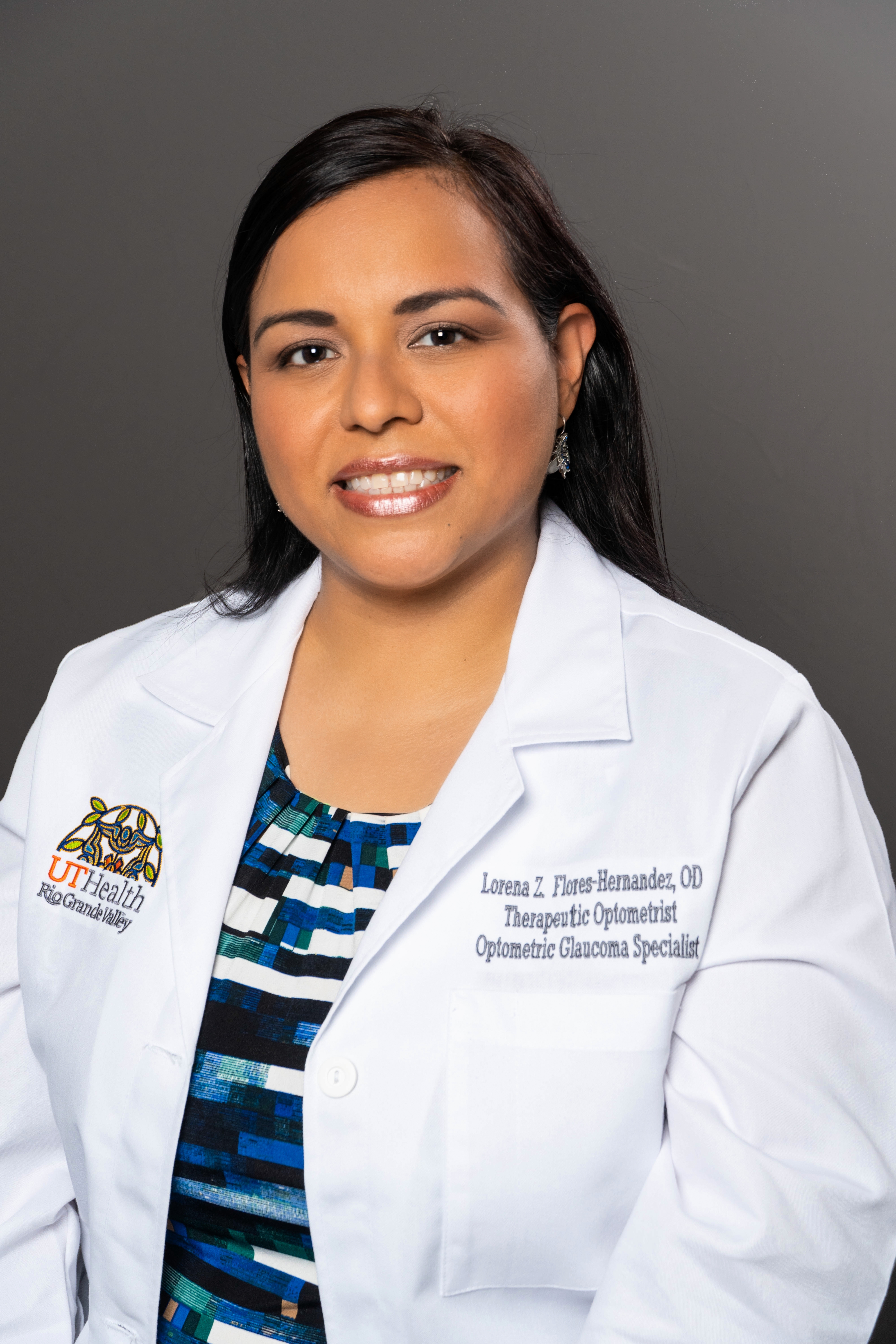 Dr. Lorena Flores-Hernandez