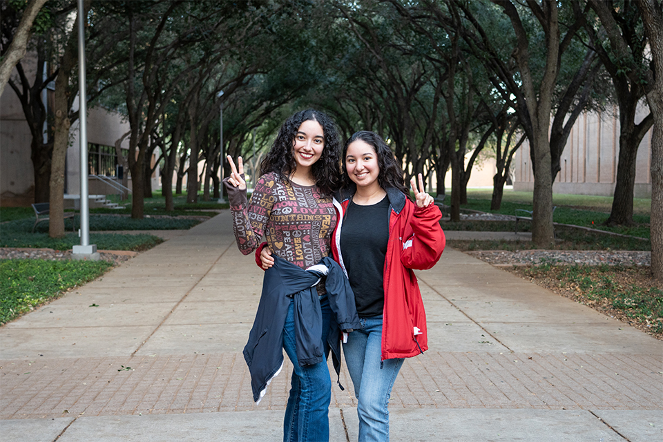 Alexandra and Jennifer Herrera