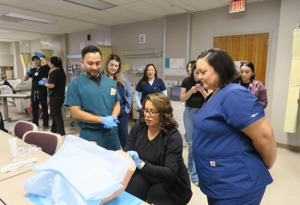 UTRGV nursing faculty Dr. Nora Martinez teaching students