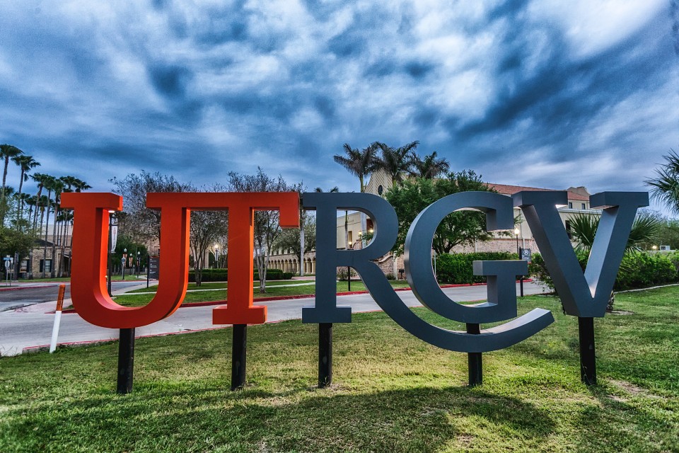 UTRGV sign at Brownsville