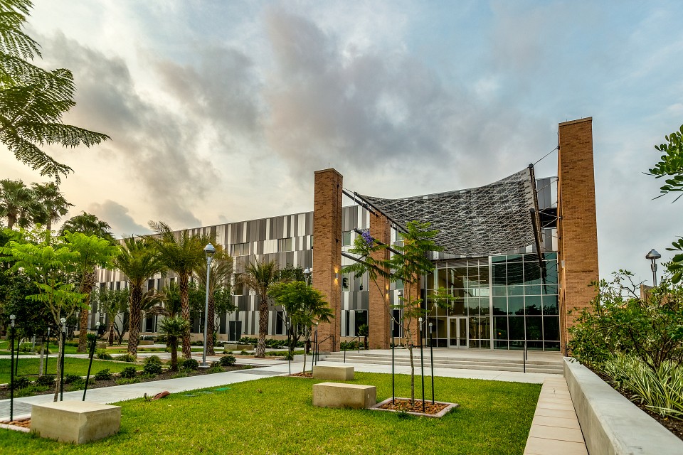 Interdisciplinary Engineering and Academic Building on the UTRGV Edinburg Campus.