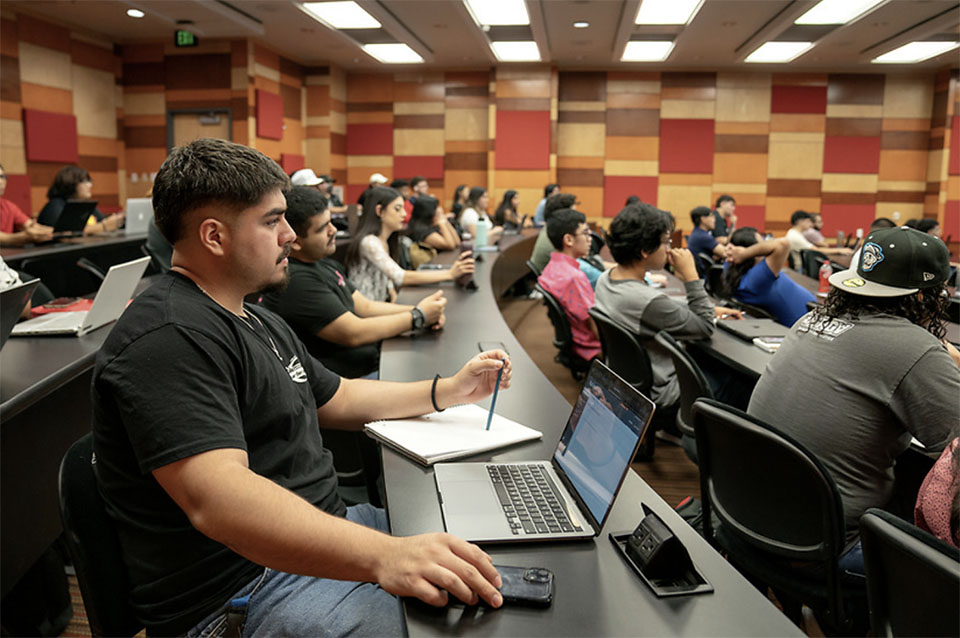 UTRGV Fall 2023 semester began Monday, August 28 in Edinburg and Brownsville.