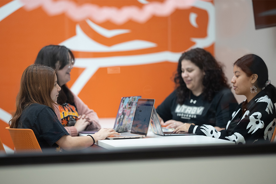 The university’s online master’s degree in Criminal Justice ranked 15th, marking a jump of 12 spots from the previous year. Additionally, the online MBA program also saw a significant increase, surging 66 positions to 136th, along with other business programs improving their standings. 