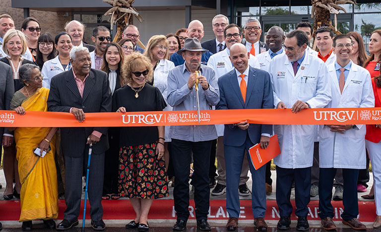 UT Health RGV Cancer and Surgery Center celebrates grand opening with ribbon-cutting ceremony