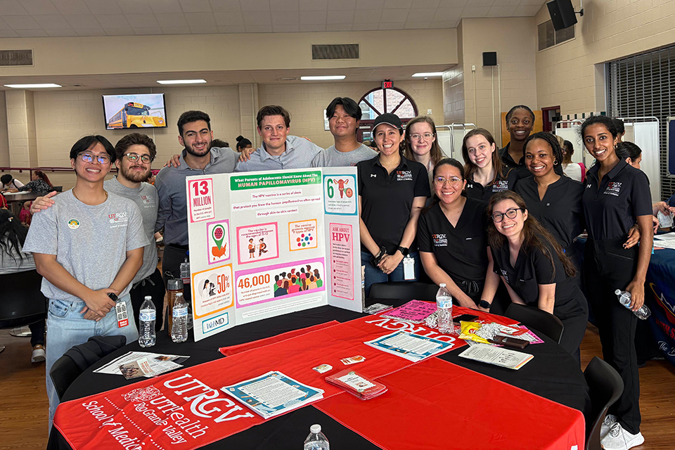 UTRGV School of Medicine students at a community event for cervical cancer awareness.
