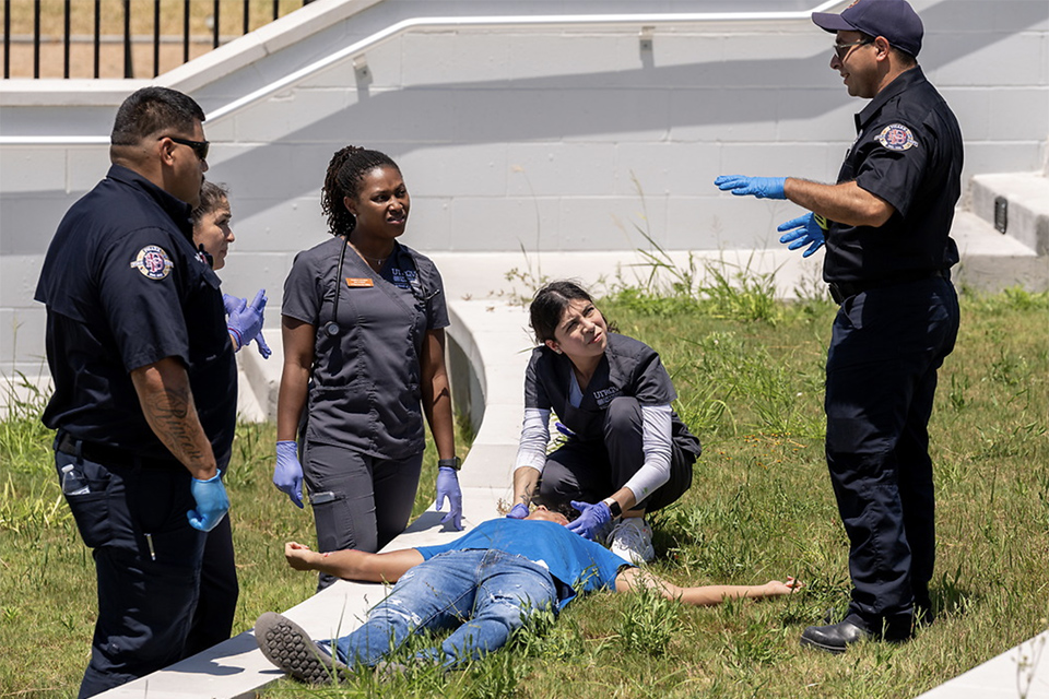 UTRGV School of Nursing hosts first emergency preparation simulation to prepare students to respond to emergency situations that might have mass casualties.